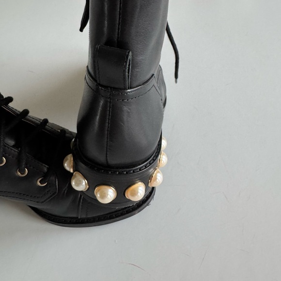 Louise et Cie Black Ankle Boots, 6 1/2, Lace up W  Side Zipper, NWOT - Picture 2 of 6